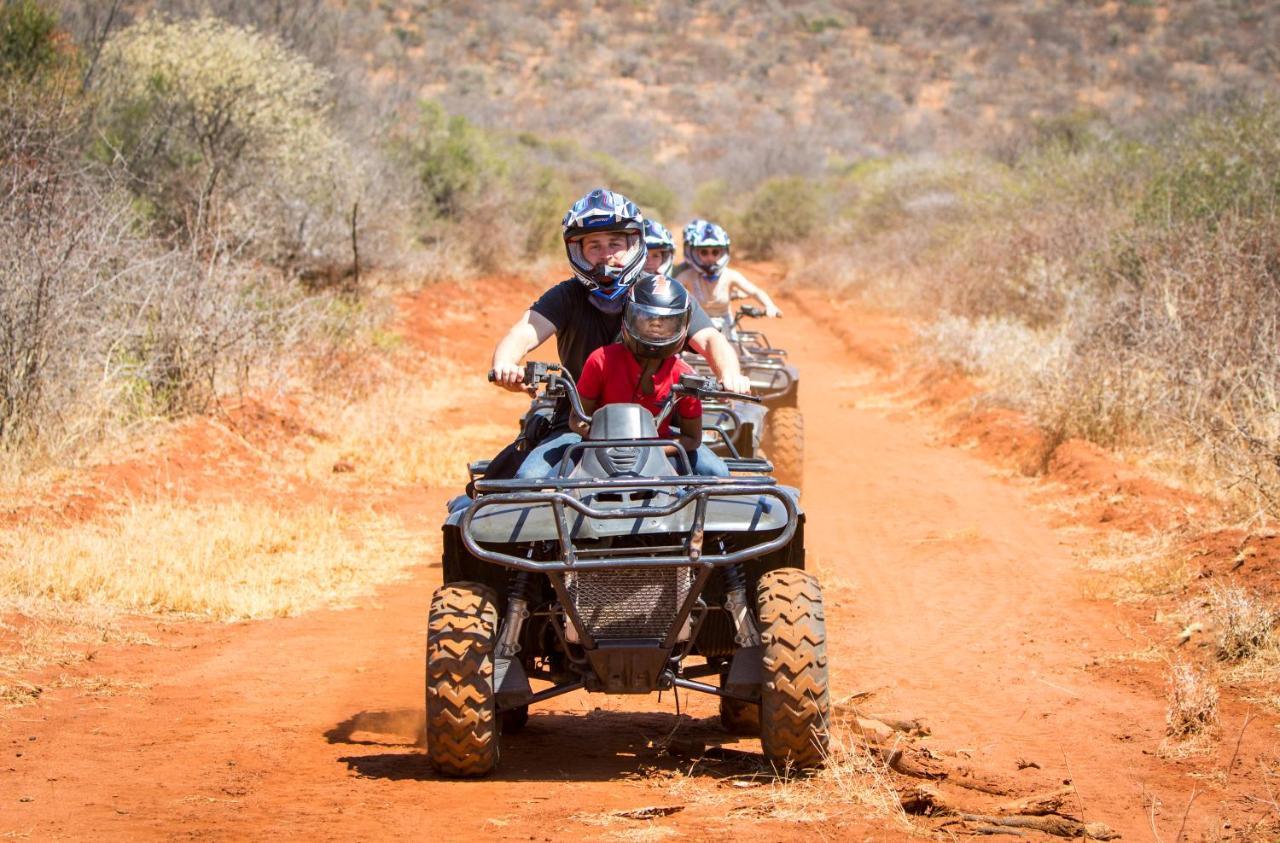 Sundown Country Estate Hotel Boshoek Bagian luar foto
