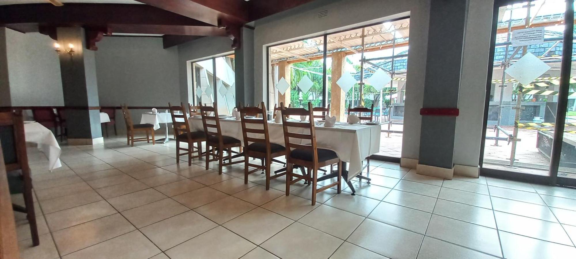 Sundown Country Estate Hotel Boshoek Bagian luar foto
