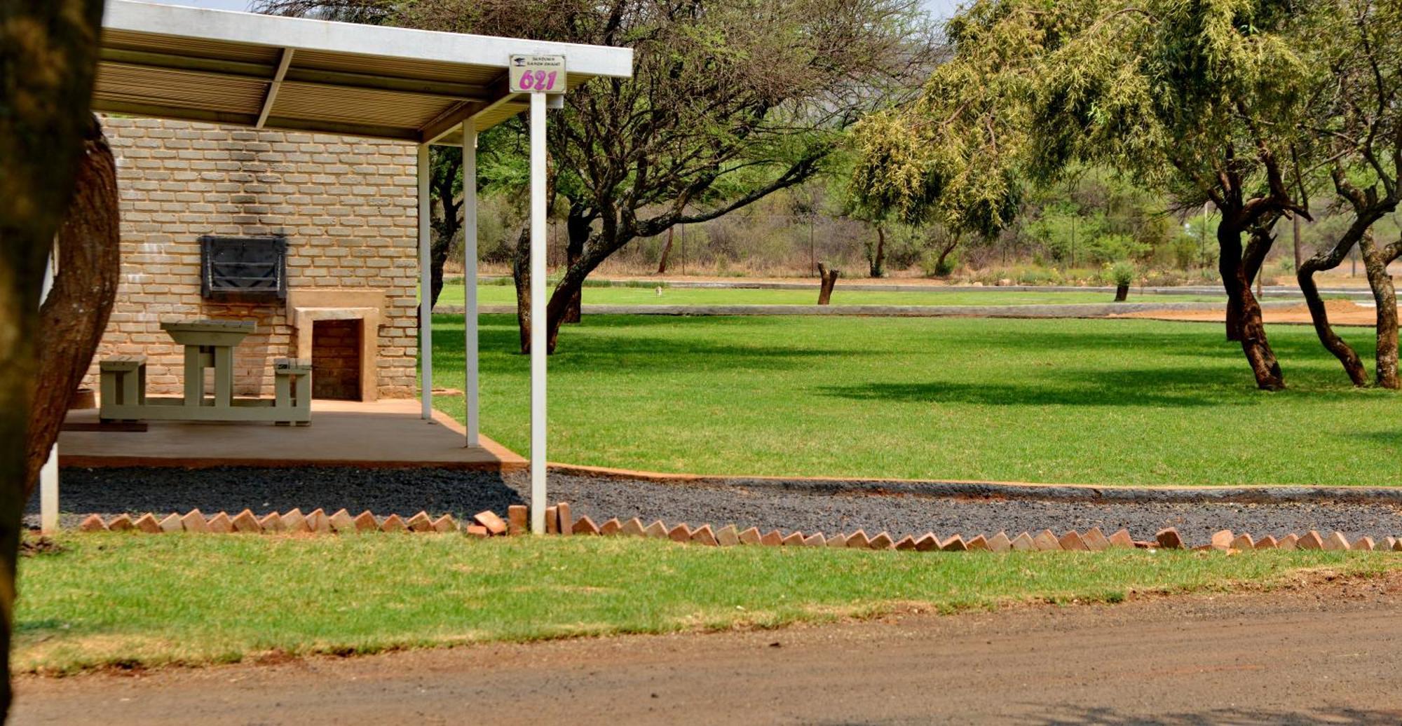 Sundown Country Estate Hotel Boshoek Bagian luar foto