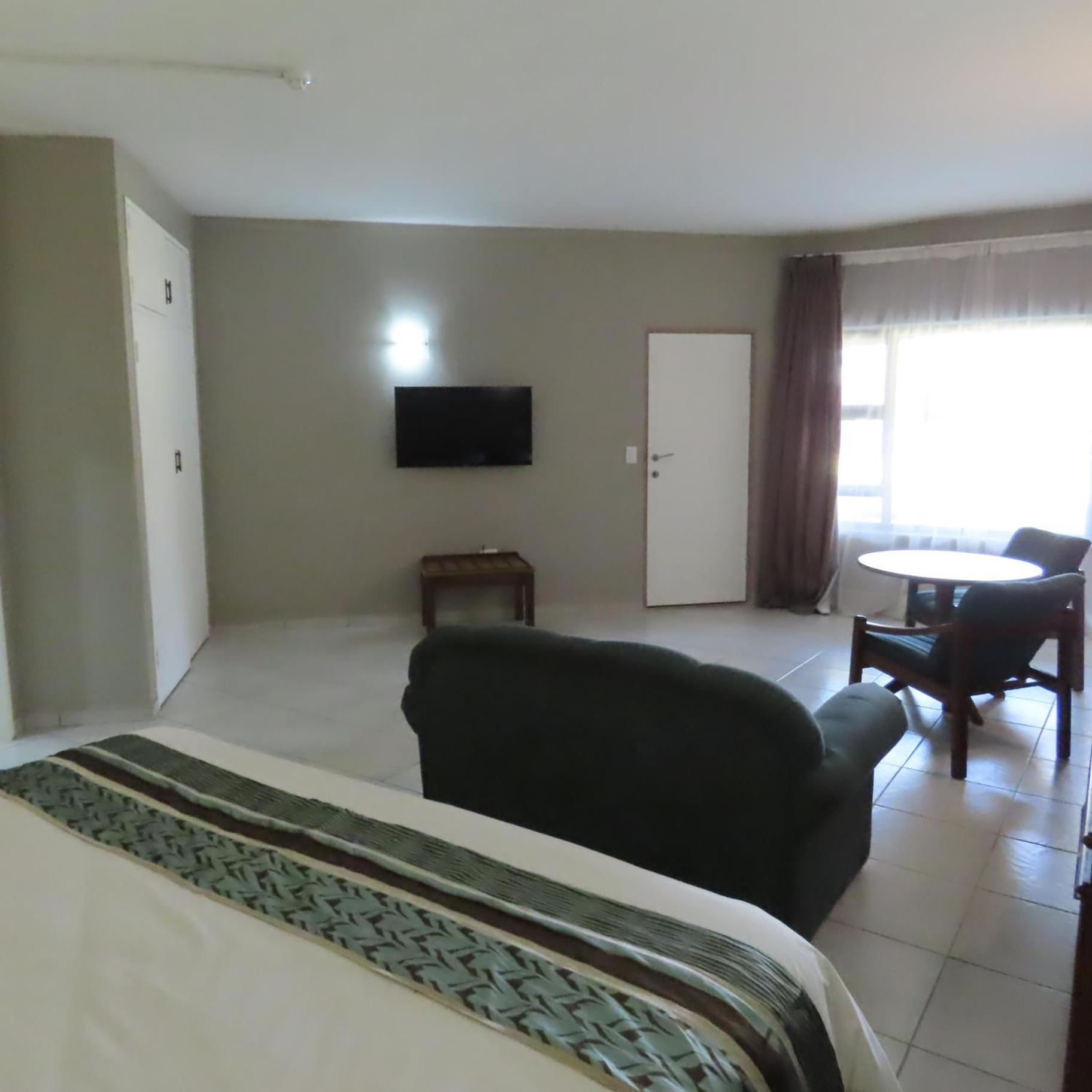 Sundown Country Estate Hotel Boshoek Bagian luar foto
